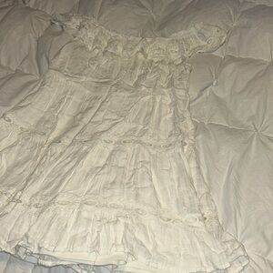 Beautiful off the shoulder white dress 🤍 NEVER WORN